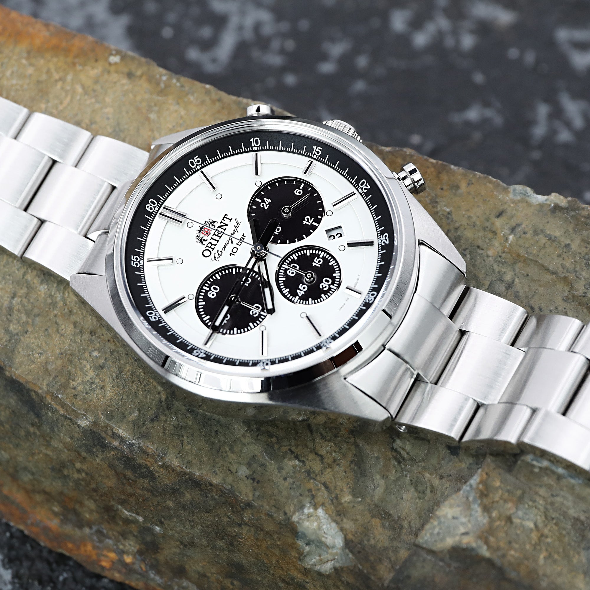 Orient Panda Neo 70s Chronograph WV0041TX