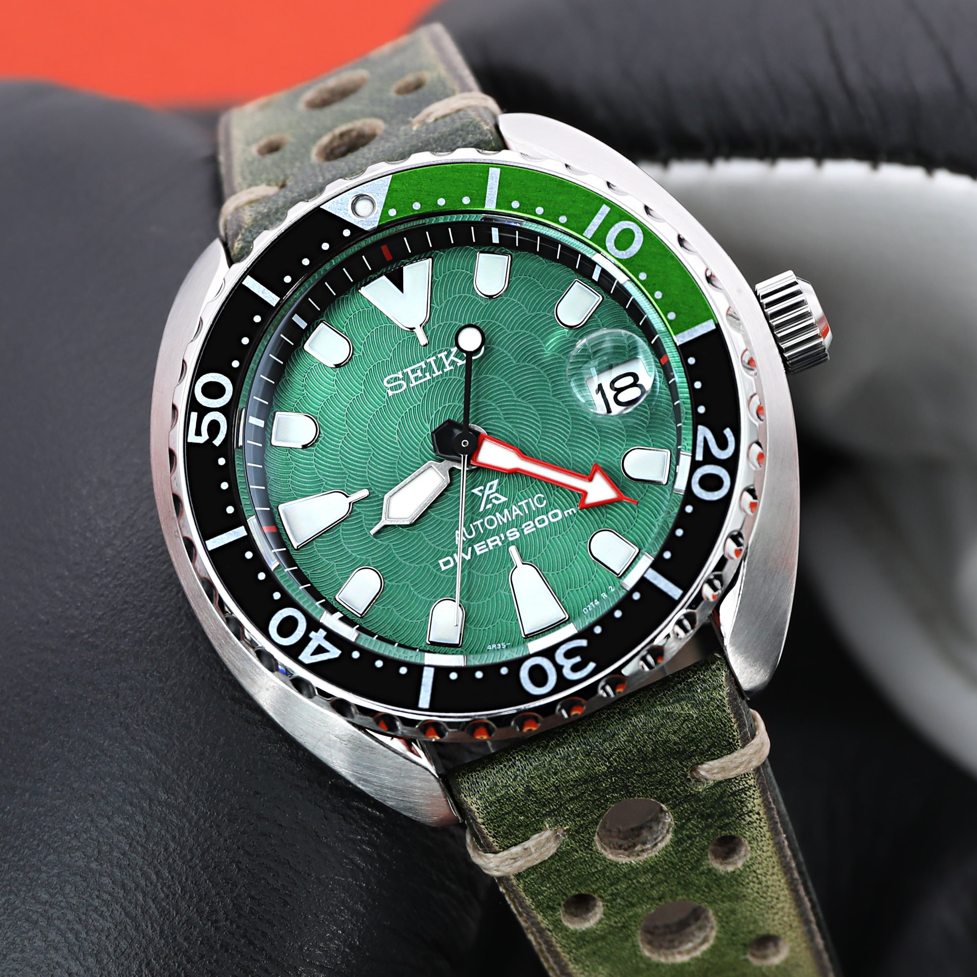 Watch Bands | An Overview Of The Analog And Digital Watch Bands Technology