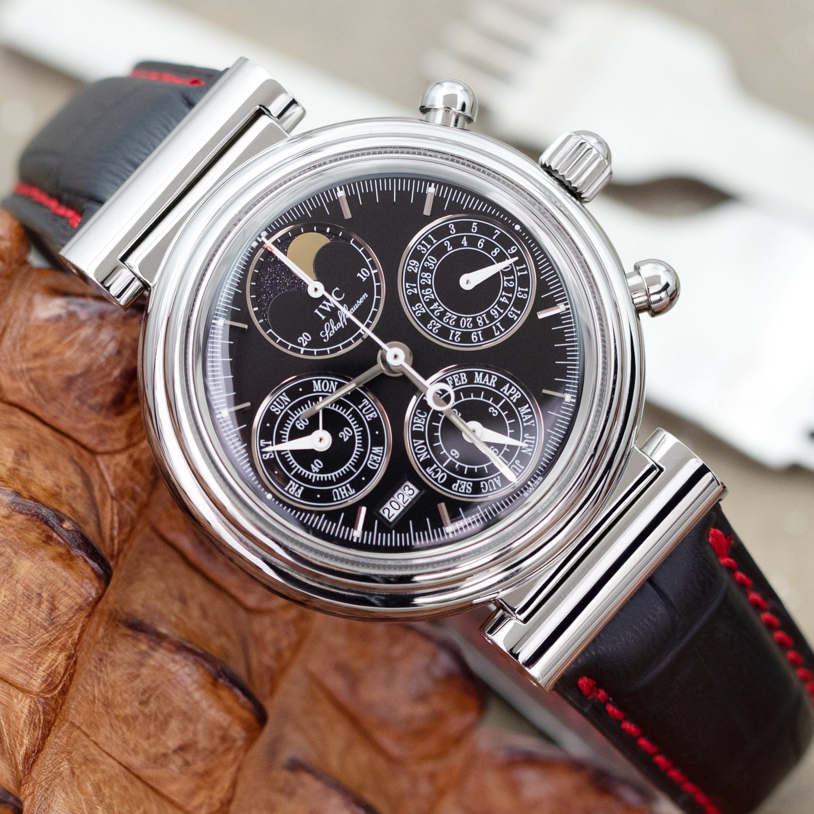 Q.R. 19mm or 21mm Black CrocoCalf (Croco Grain) Semi-Curved Watch Band, Red Stitch.