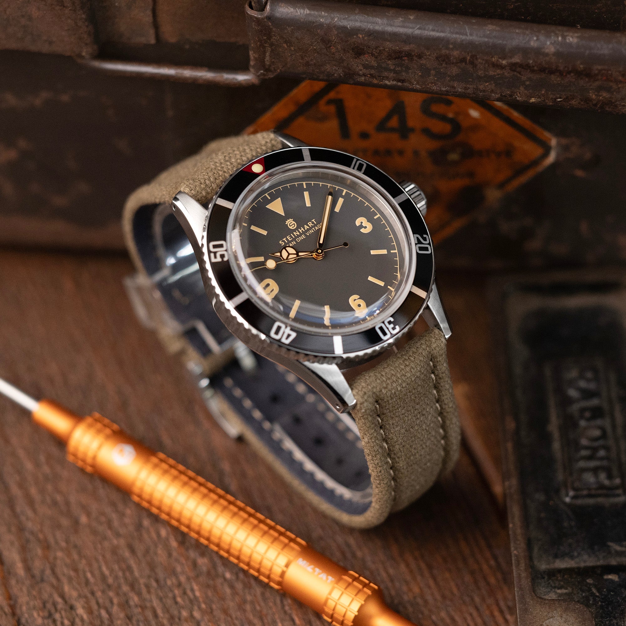 Steinhart Ocean One Vintage Diver Watch Strapcode watch bands