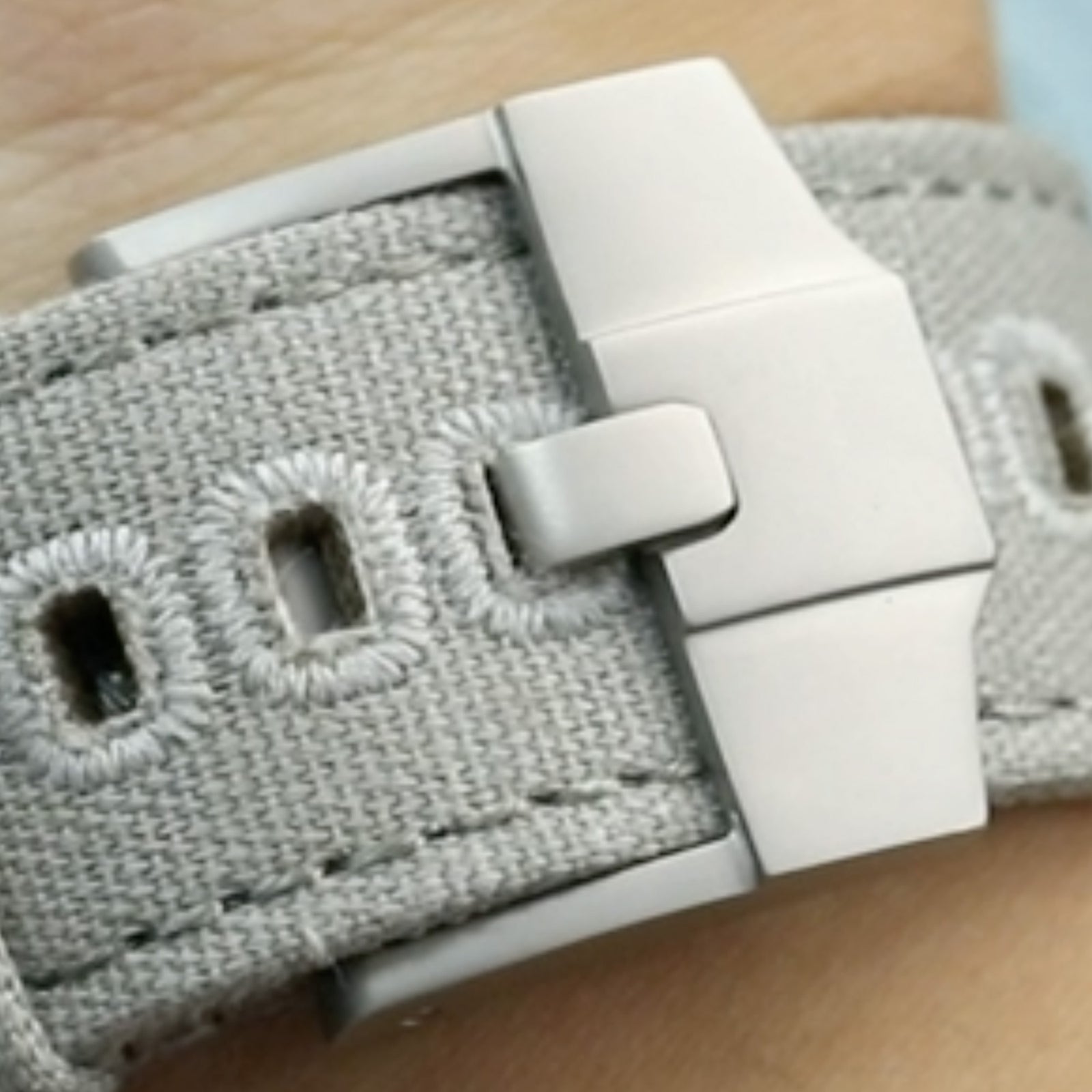 24mm High Quality 316L Stainless Steel Screw-in 6mm Tongue Sandblasted Buckle, designed for Audemars Piguet