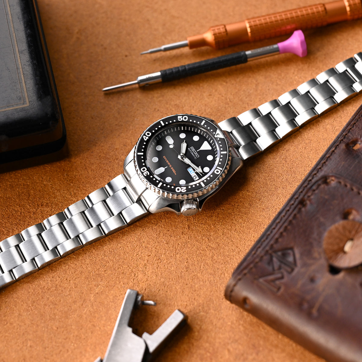 سوار ساعة Super-O Boyer مقاس 22 مم لساعات Seiko SKX007 وSKX009 وSKX011، من الستانلس ستيل المصقول، مع مشبك غطس 18 مم