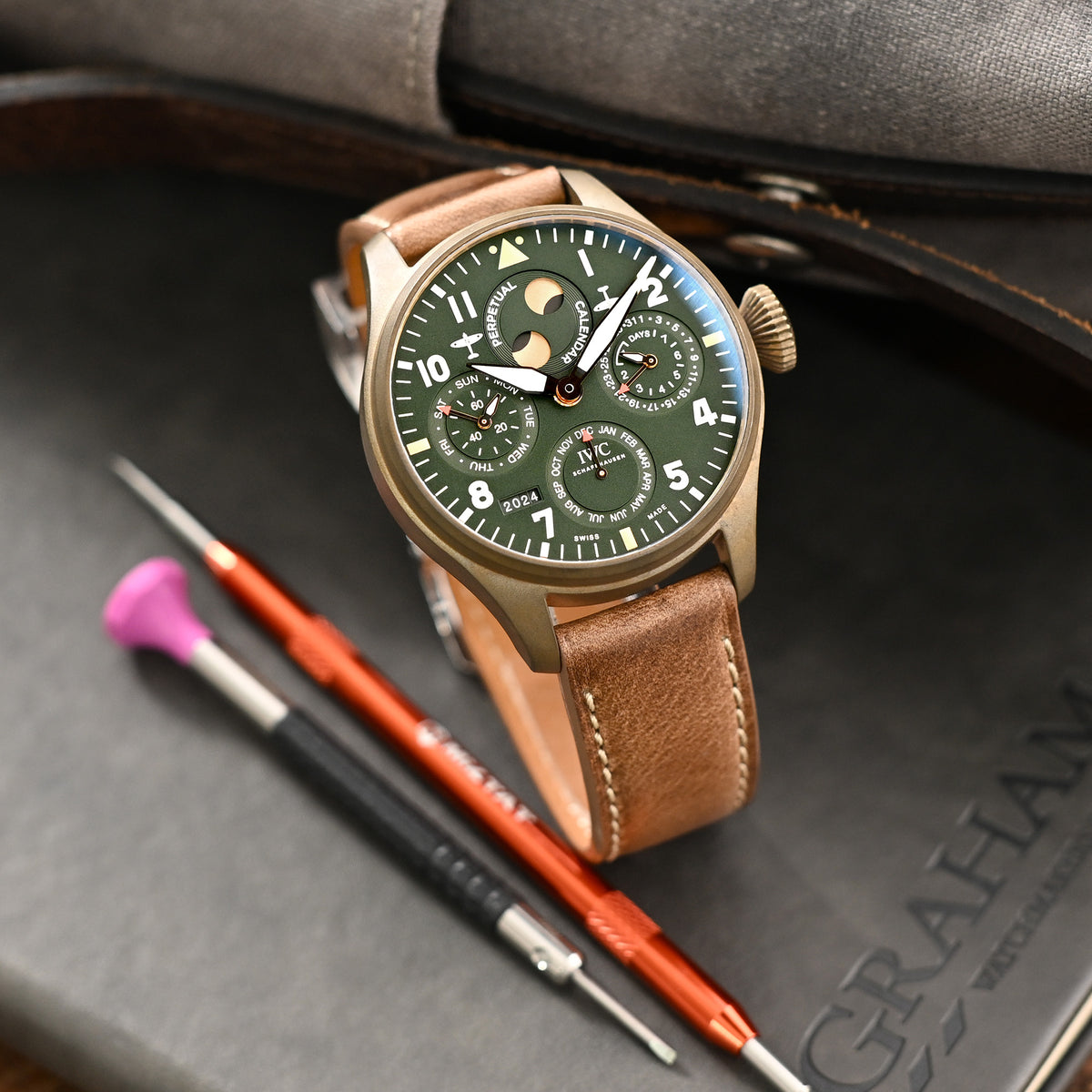 Pam Collection, Vintage Brown Horween Chromexcel Leather Watch Strap for Panerai, Beige Stitching