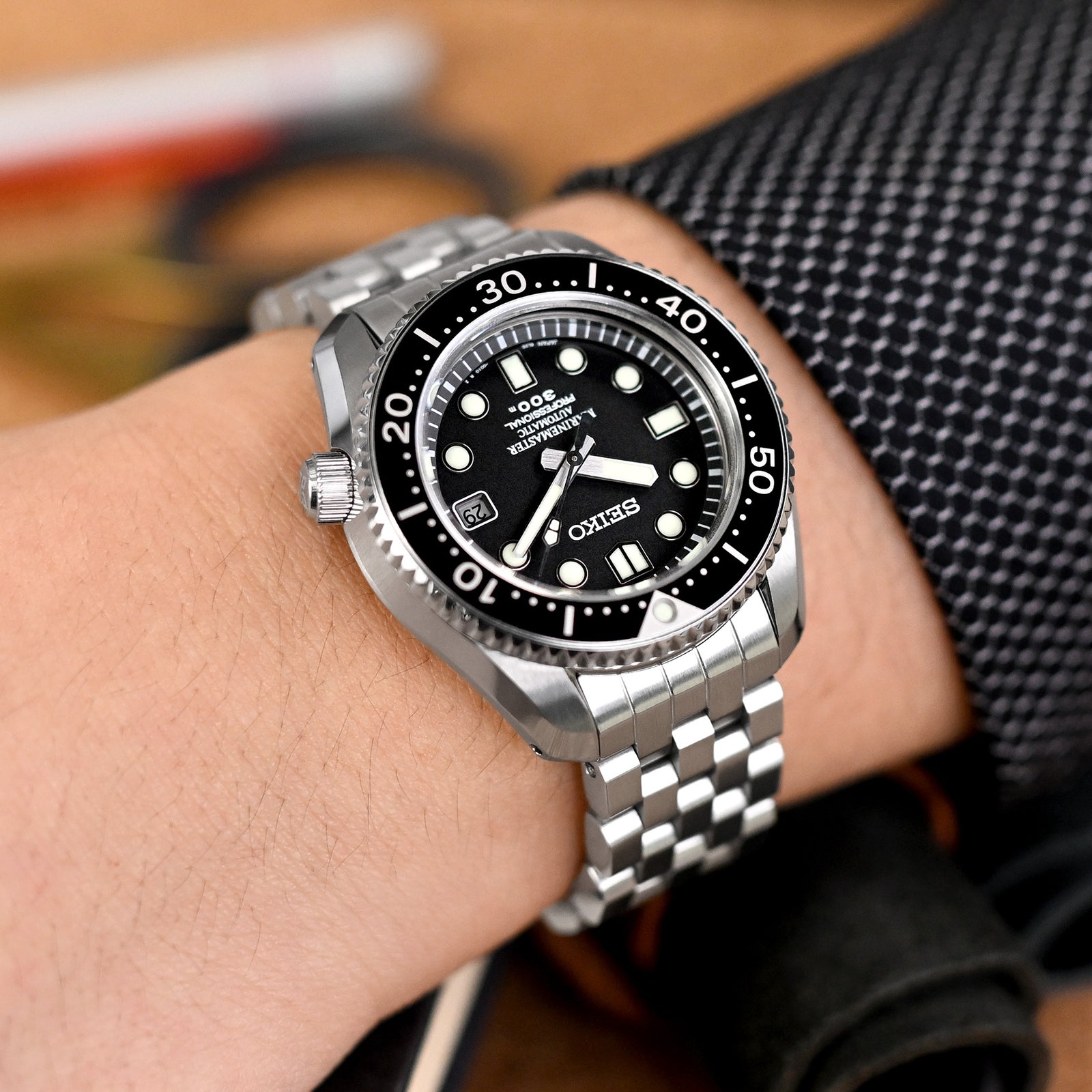 20mm Super Engineer II Stainless Steel Watch Bracelet for Seiko MM300 Prospex Marinemaster SBDX001 V-Clasp Button Double Lock Strapcode Watch Bands