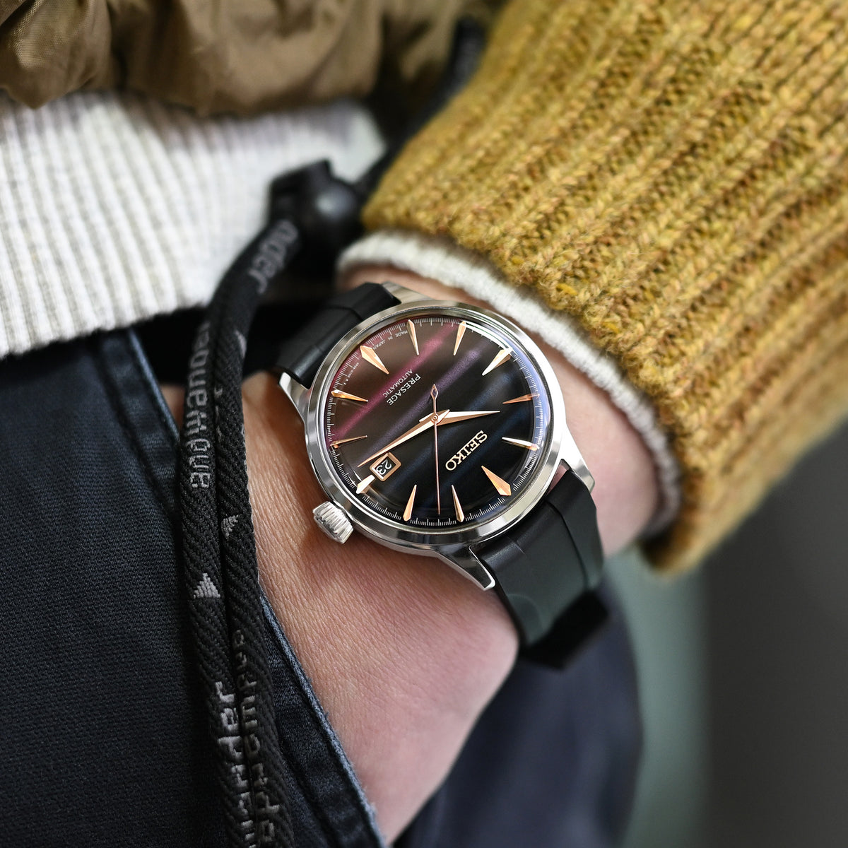 20mm Wheels Resilient Curved End FKM Rubber watch strap, Black