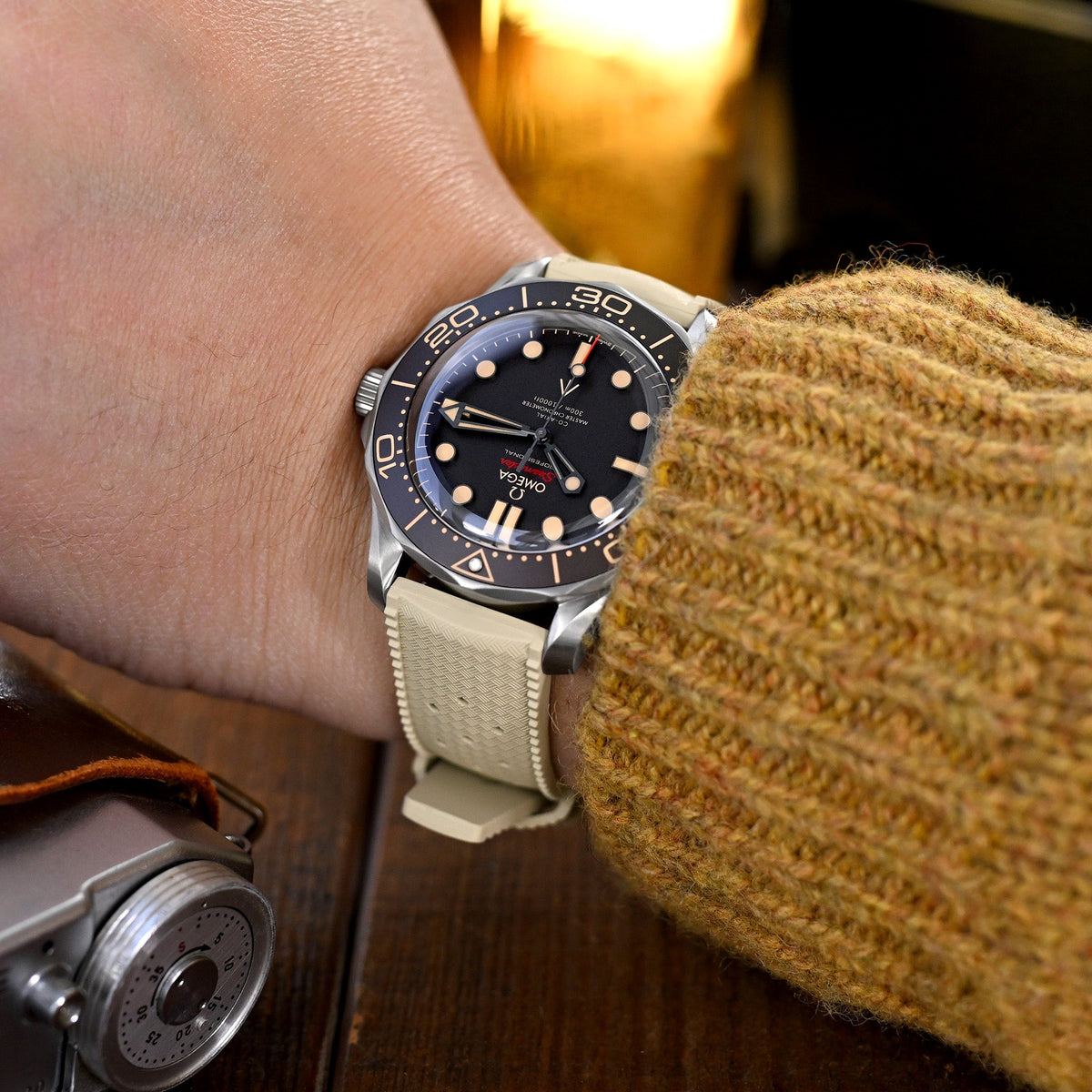 James Bond 007 No Time To Die Omega Seamaster 300M CO?AXIAL 007 Edition Strapcode Watch Bands