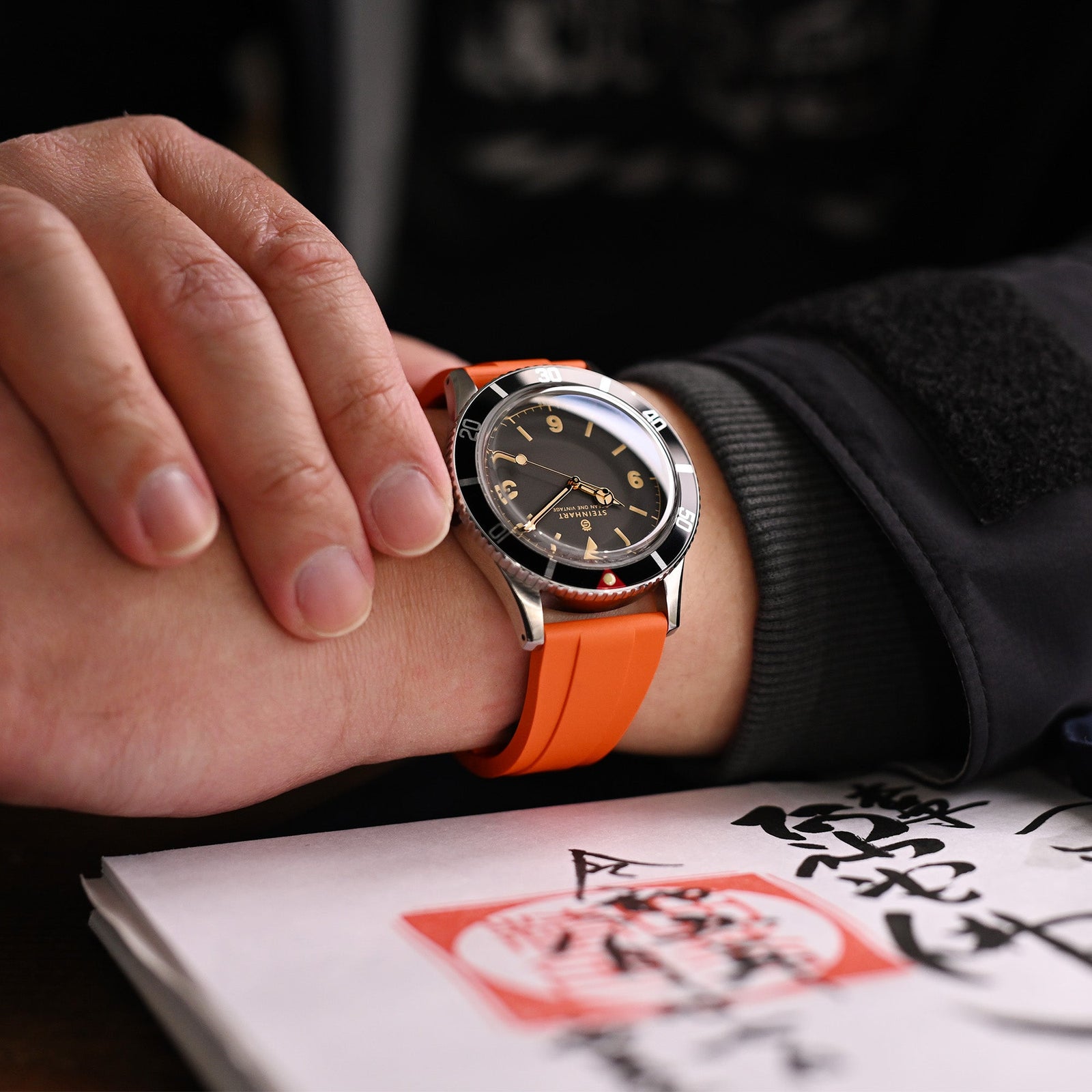 StrapXPro - DT01U Quick Release Universal Cut To Fit FKM Rubber Strap, Orange Strapcode watch bands