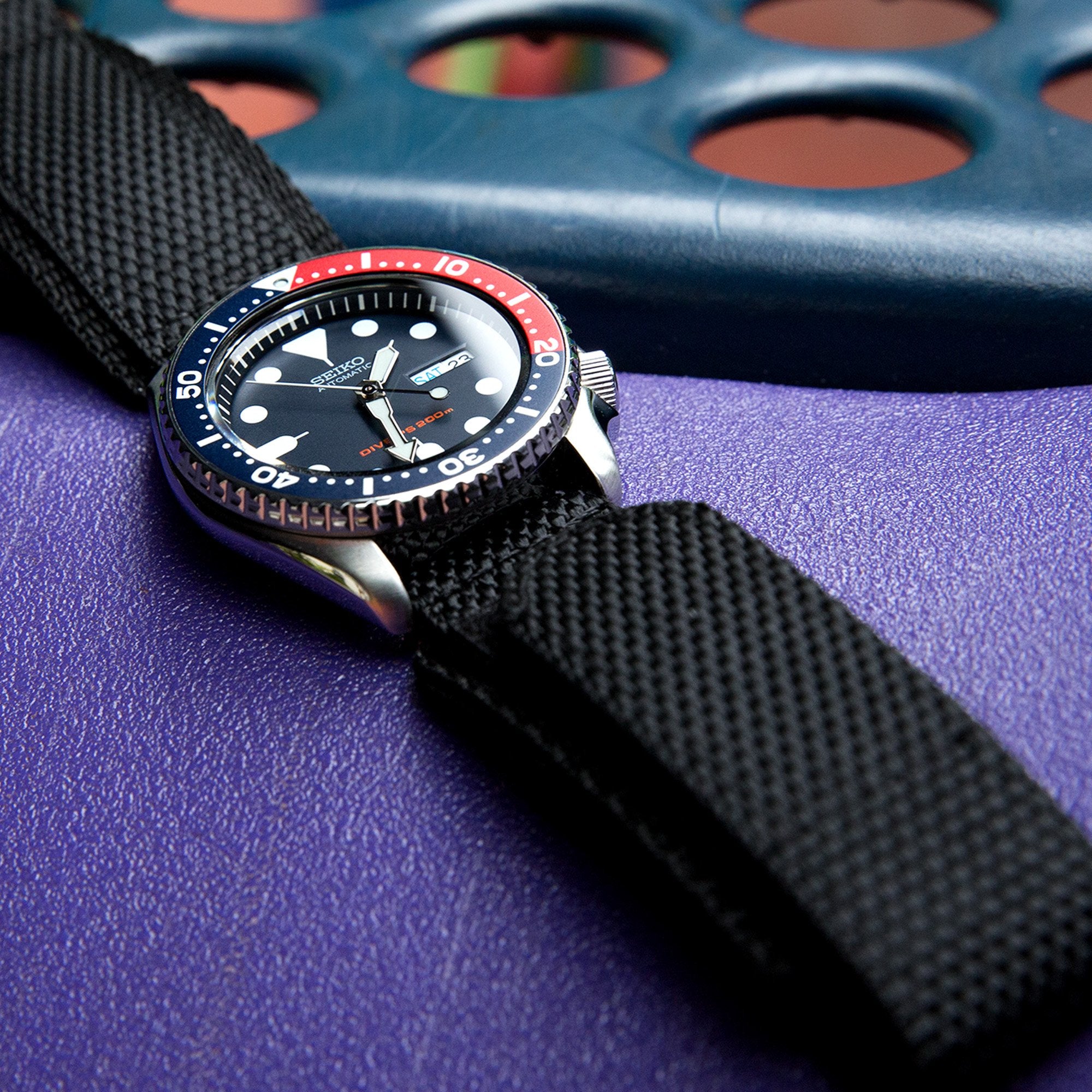 Seiko SKX009 Diver's 200m Automatic Watch Strapcode Watch Bands