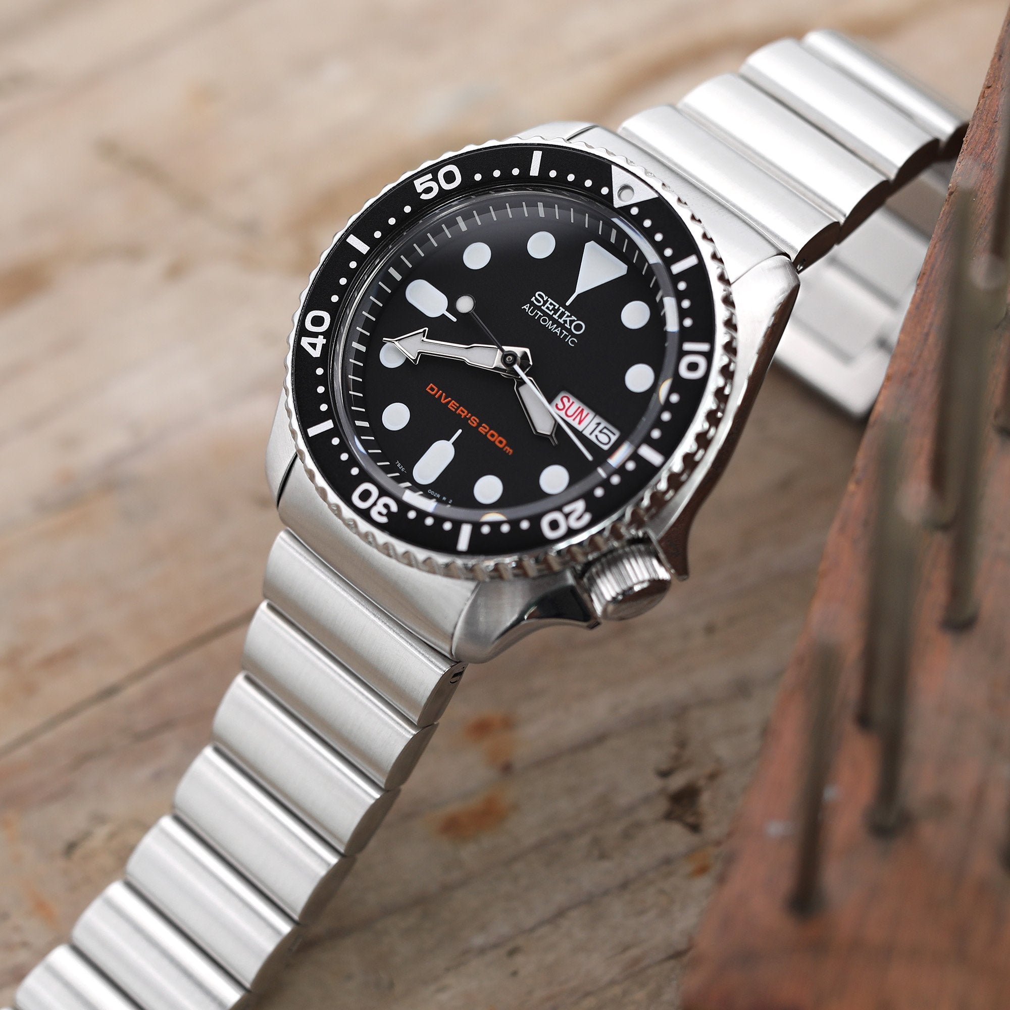 Seiko SKX007 Diver's 200m Automatic Watch Strapcode Watch Bands