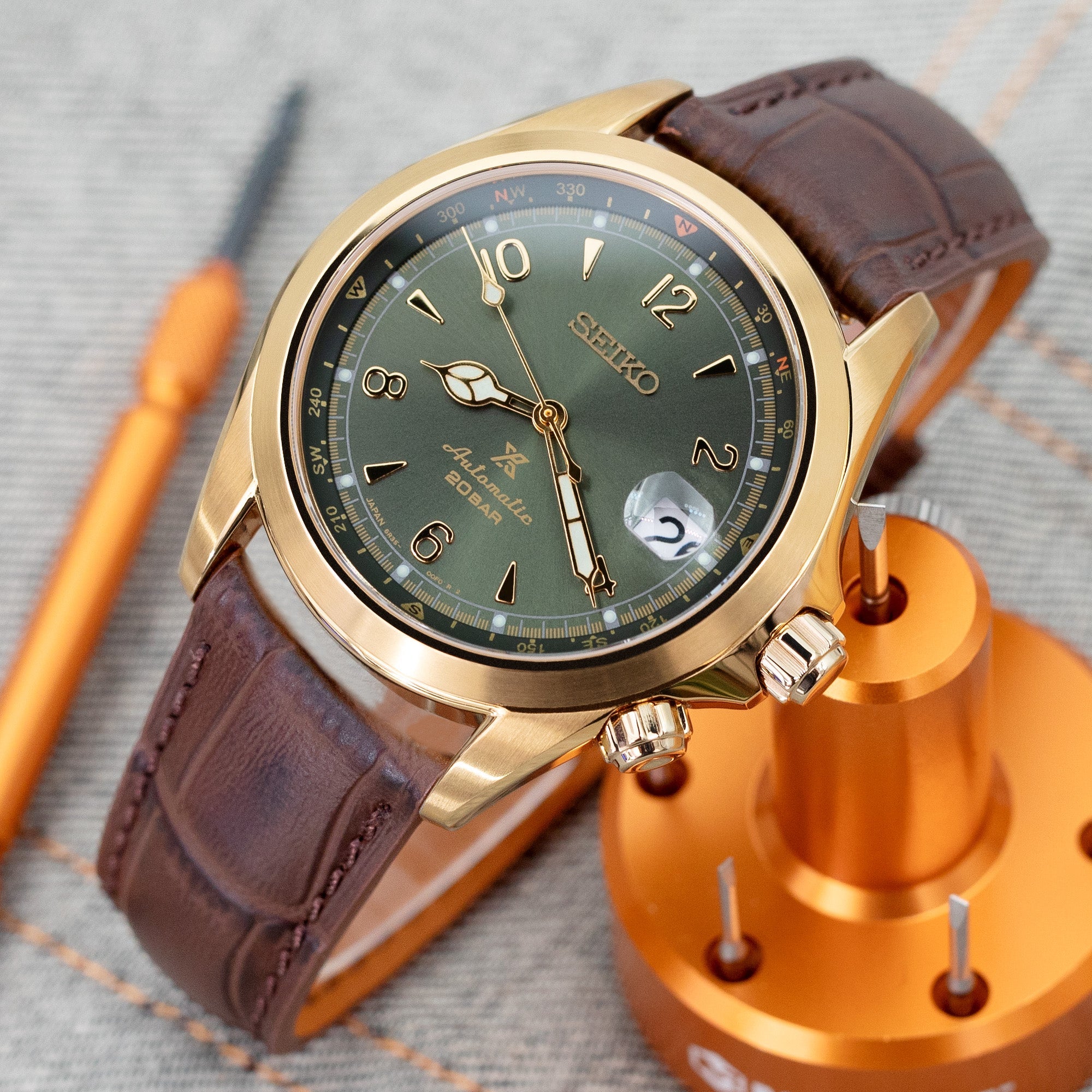 Q.R. 20mm Brown CrocoCalf (Italian Croco Grain) , Semi-curved Watch Band Strapcode Watch Bands