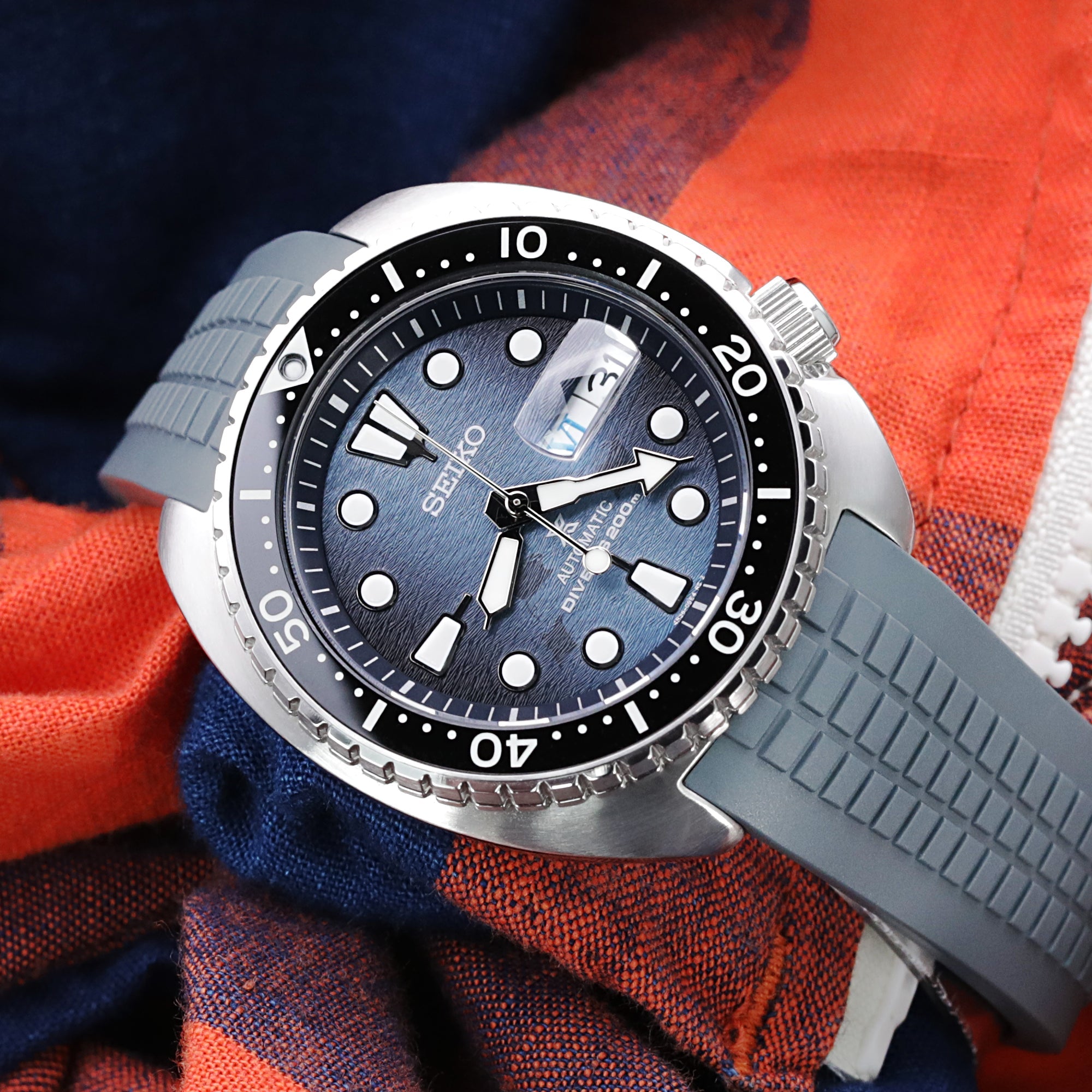 22mm Crafter Blue - CB12 Grey Rubber Curved Lug Watch Strap compatible with Seiko new Turtles SRP777 Strapcode Watch Bands
