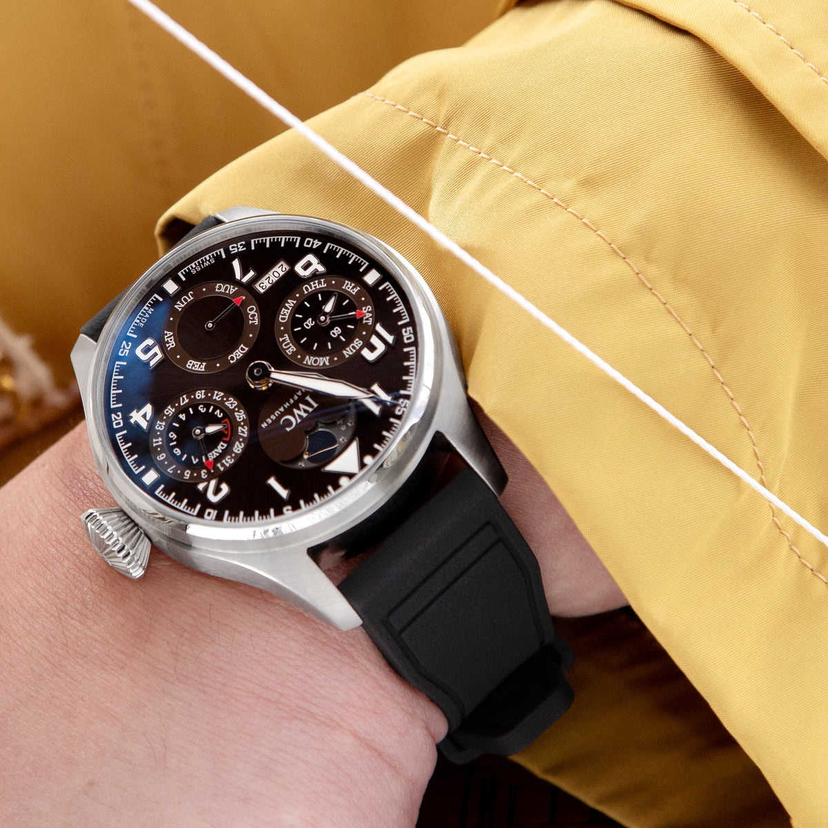 IWC Big Pilot&#39;s Watch Perpetual Calendar Antoine de Saint Exup?ry IW503801 Strapcode Watch Bands