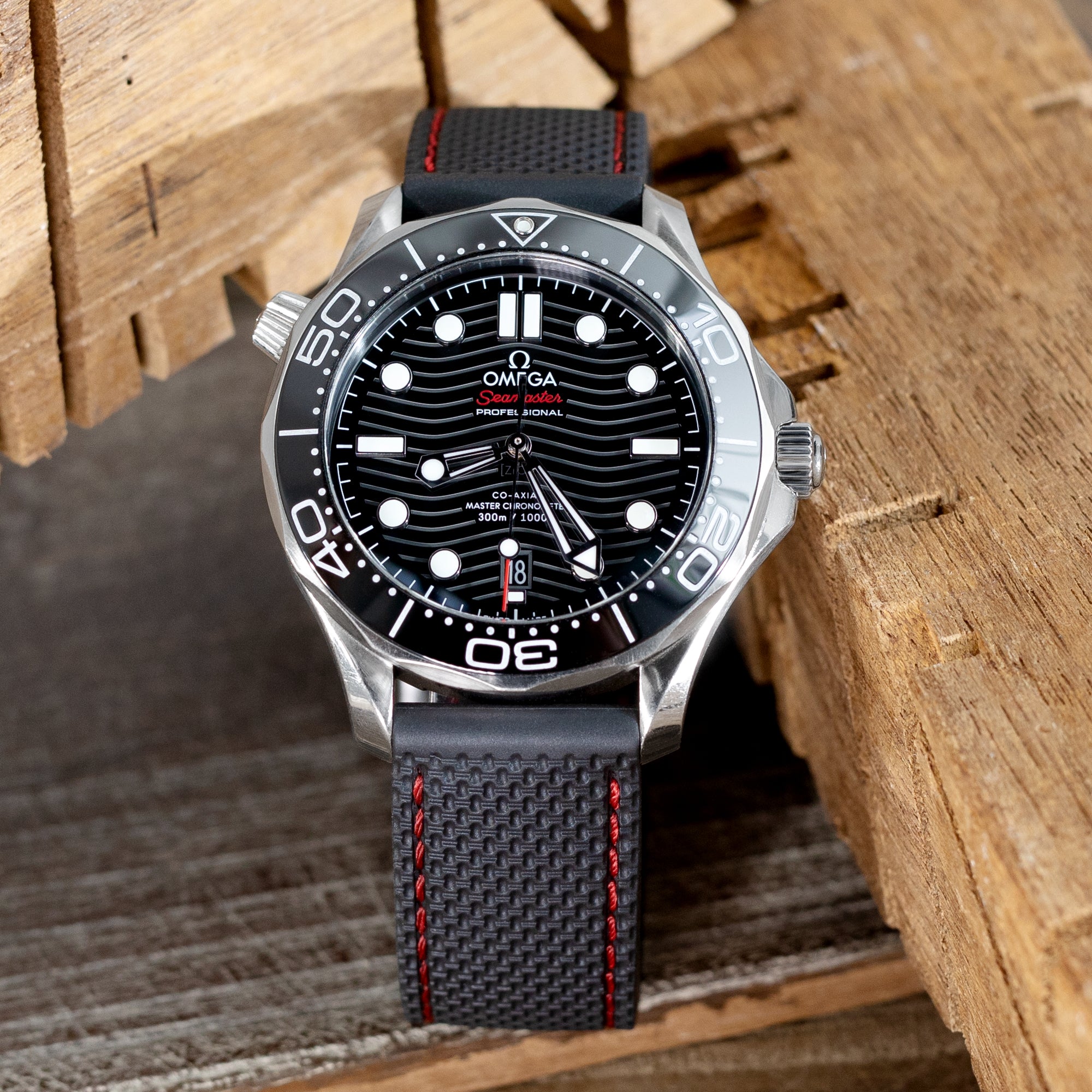 Crafter Blue UX05 Q.R. Performance FKM Rubber Strap, Black/ Red St. Strapcode Watch Bands