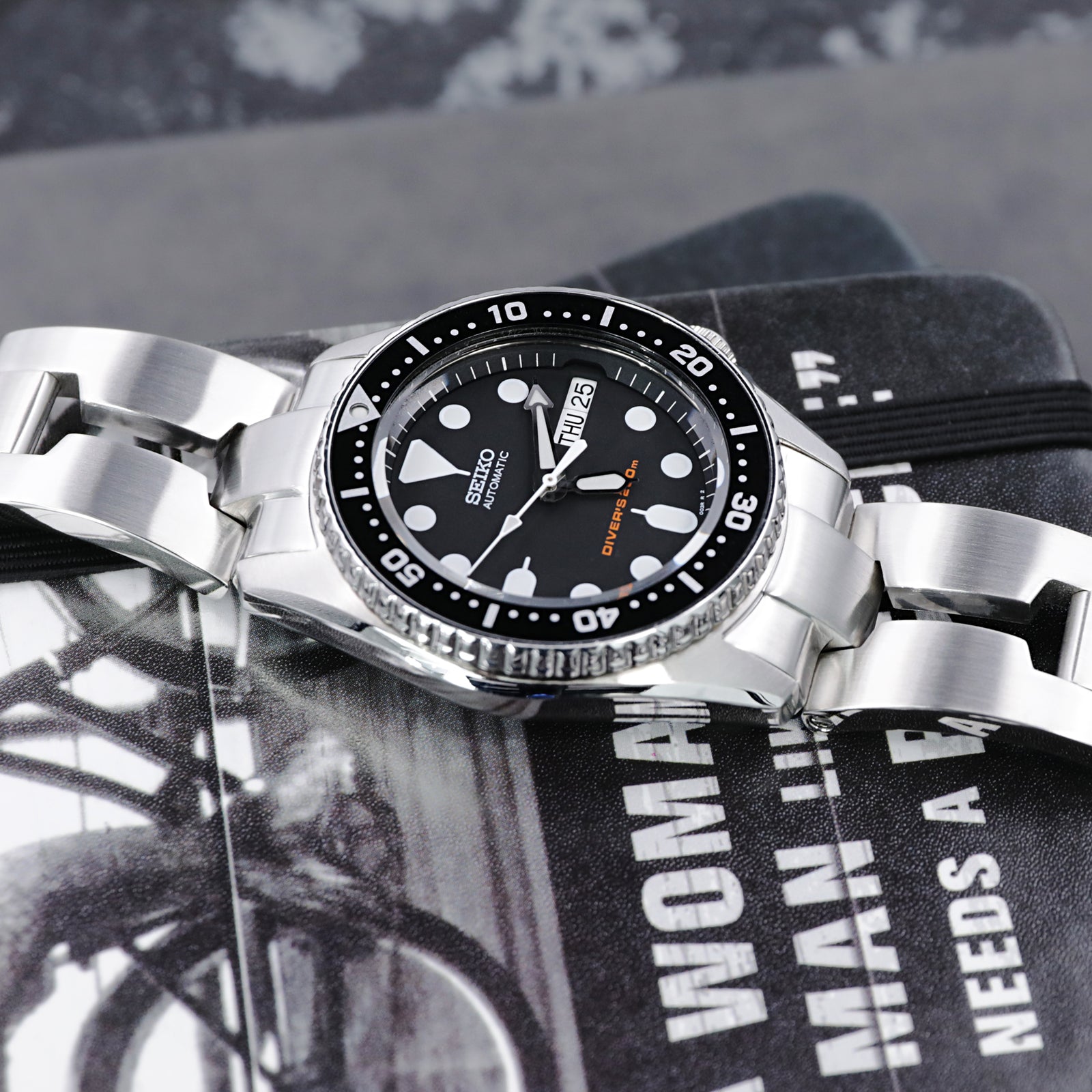 سوار ساعة شفرة حلاقة عتيق 20 مم متوافق مع Seiko SKX013، فولاذ مقاوم للصدأ 316L مع مشبك V مصقول